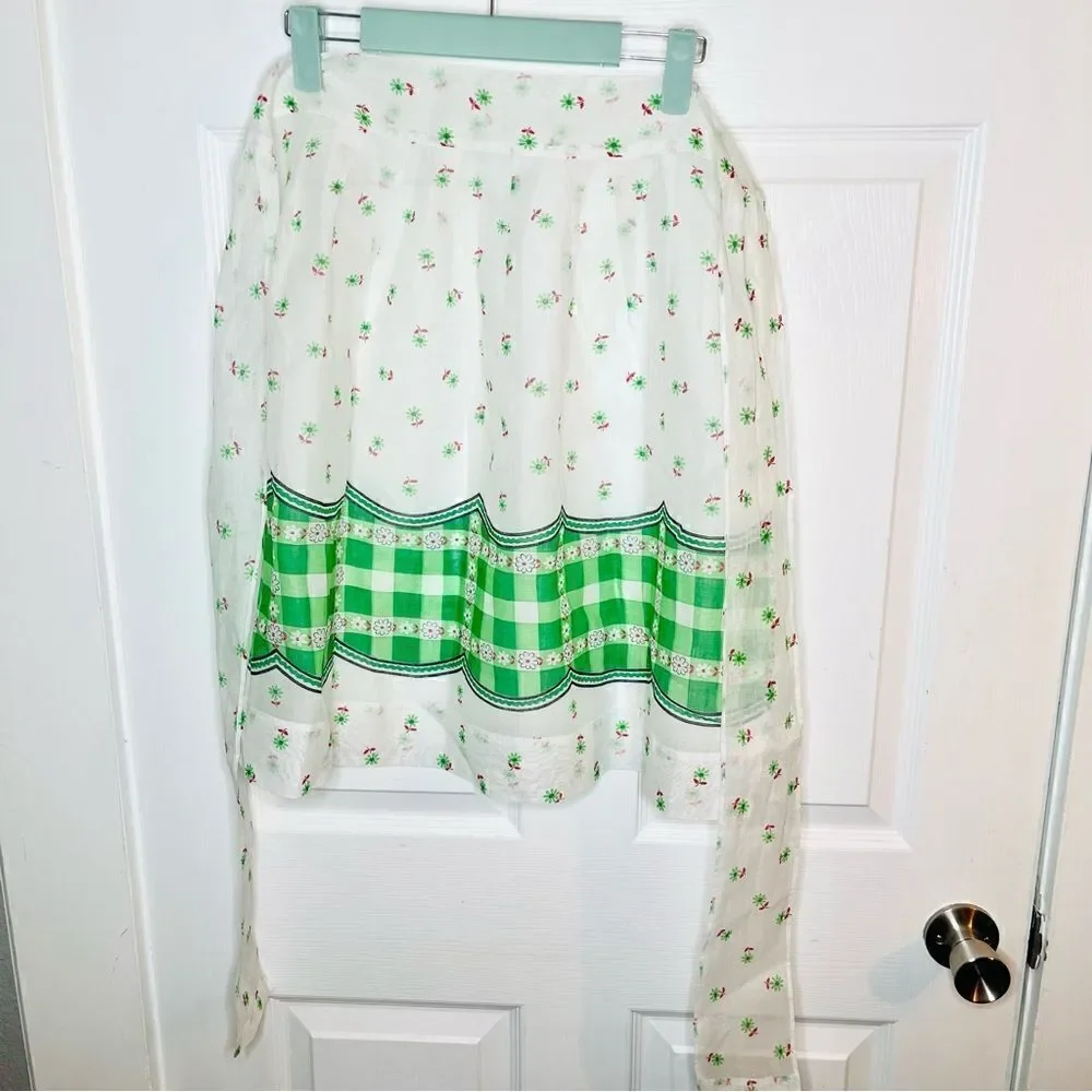 Floral Handmade Vintage Apron Skirt Tie Back Red Green White OS